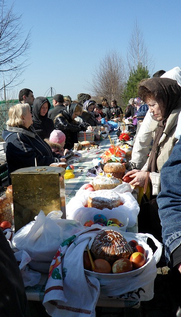 фото церковь в ново-переделкино пасха